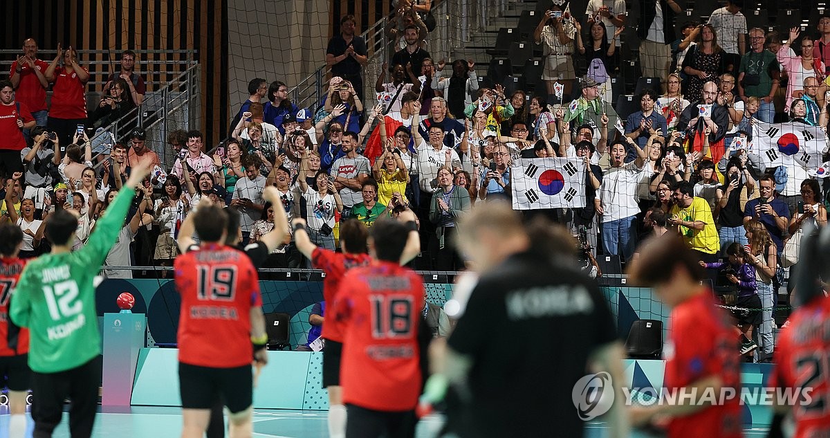 ⚽英超战报：帕尔默半场大四喜 杰克逊多次挥霍良机 切尔西4-2布莱顿