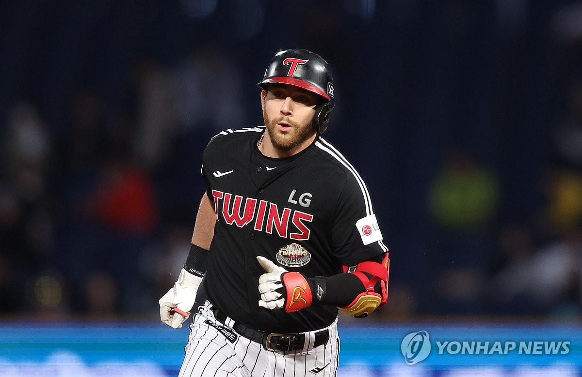 【欧联集锦】迪亚洛双响 B费助攻 曼联2-0塞萨洛尼基迎首胜