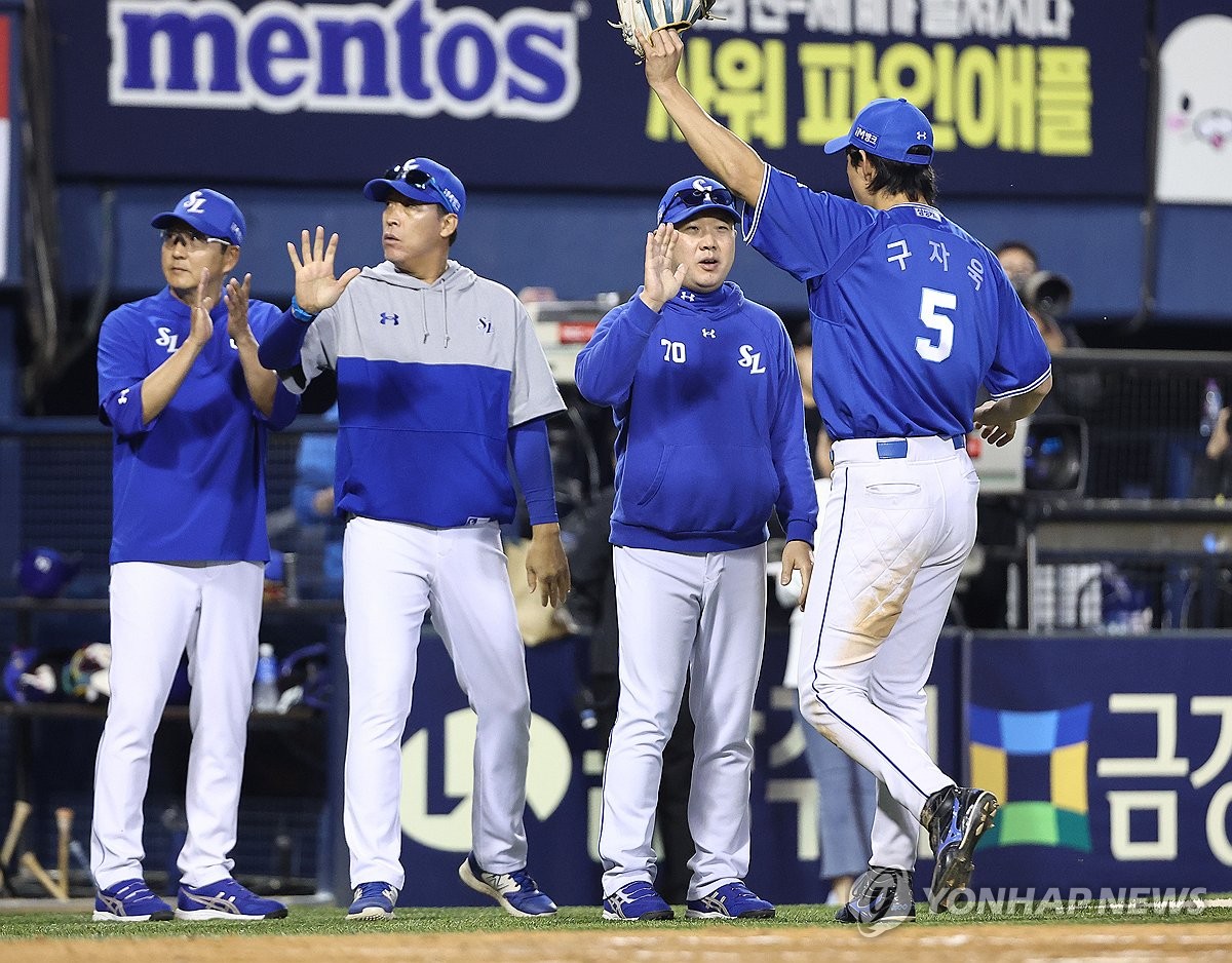 【欧联集锦】迪亚洛双响 B费助攻 曼联2-0塞萨洛尼基迎首胜