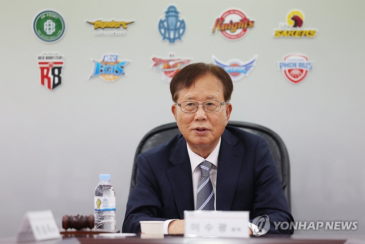 又伤了！雷纳因腹股沟拉伤退出本期美国队集训，周末返回多特蒙德