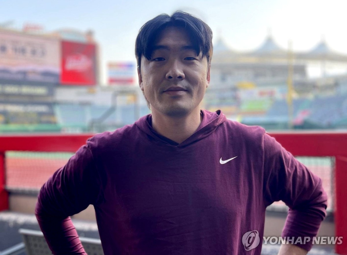 TA：曼联确认解雇滕哈赫花费1040万镑，引进阿莫林费用1100万镑