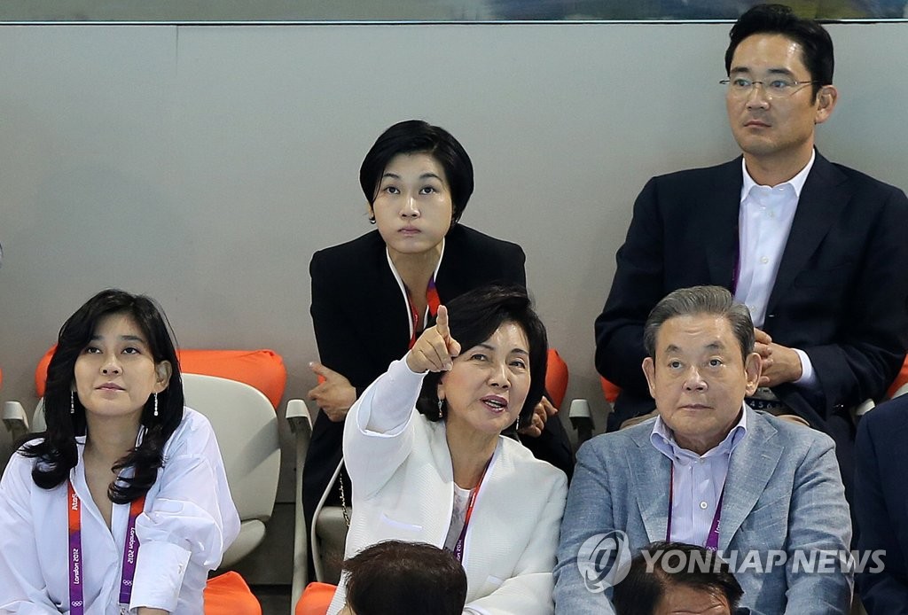 《卫报》2024年最佳球员评选：罗德里第一，梅罗未进前20